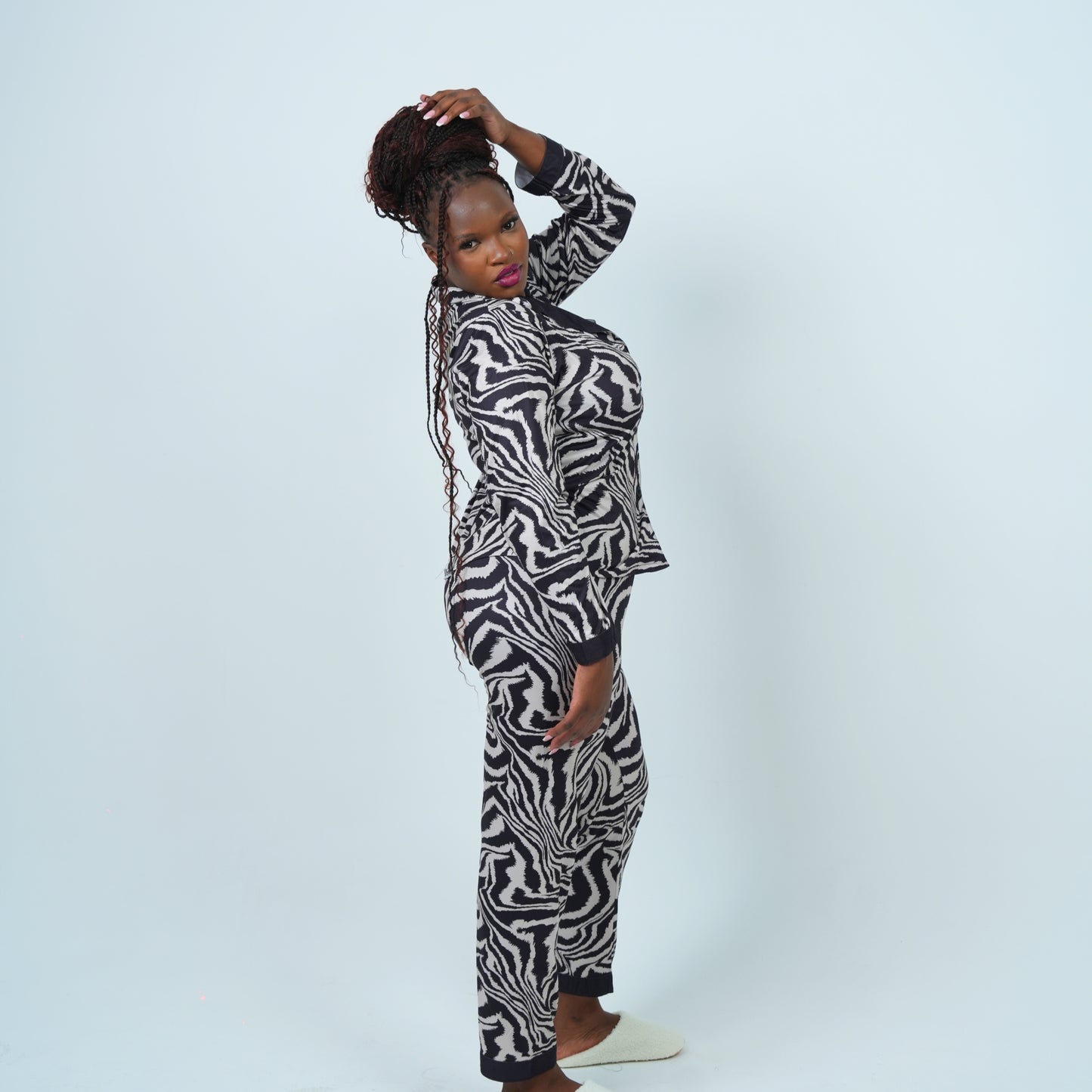 Elegant leopard print pajama